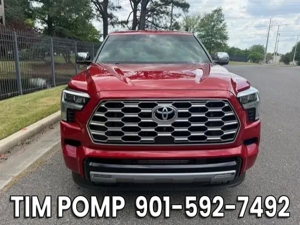 Used 2023 Toyota Sequoia Capstone AWD/4WD image 4