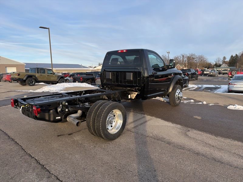 New 2026 RAM 5500 Tradesman w/ Chrome Appearance Group image 3