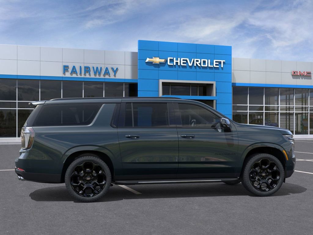 New 2026 Chevrolet Suburban RST image 6