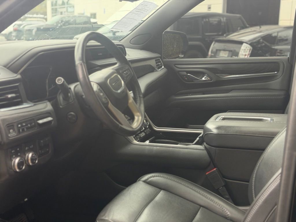 Used 2021 GMC Yukon Denali w/ Denali Ultimate Package image 11