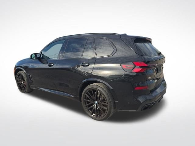 Used 2025 BMW X5 M60i w/ Parking Assistance Package image 5