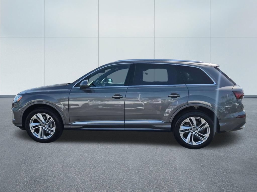Used 2021 Audi Q7 2.0T Premium w/ Convenience Package AWD/4WD image 3
