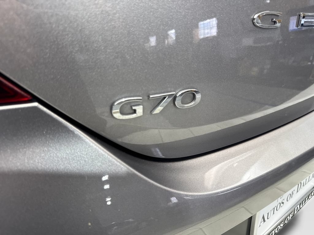 Used 2025 Genesis G70 2.5T RWD image 23