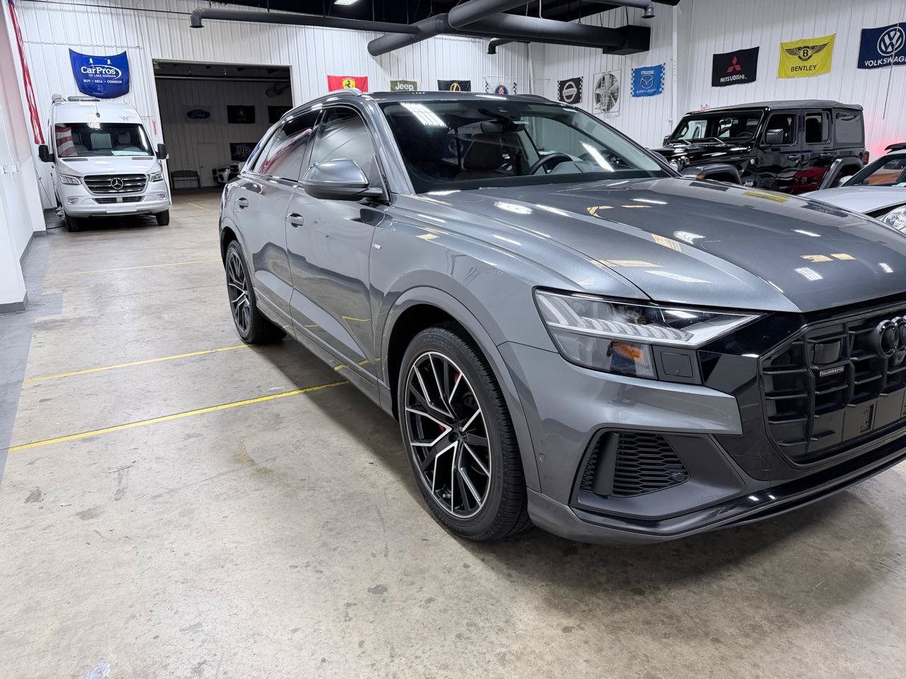 Used 2023 Audi Q8 Prestige AWD/4WD image 18