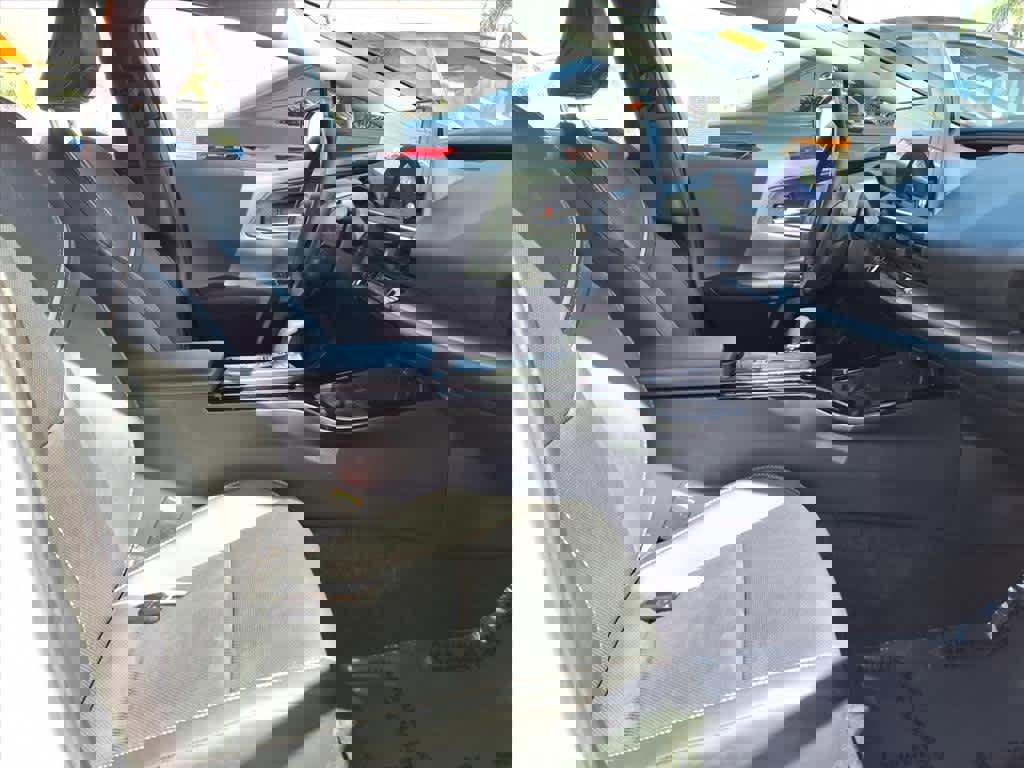 Used 2024 Toyota Prius XLE image 21