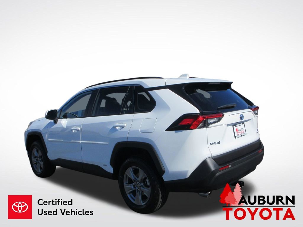 Certified 2024 Toyota RAV4 LE AWD/4WD image 6