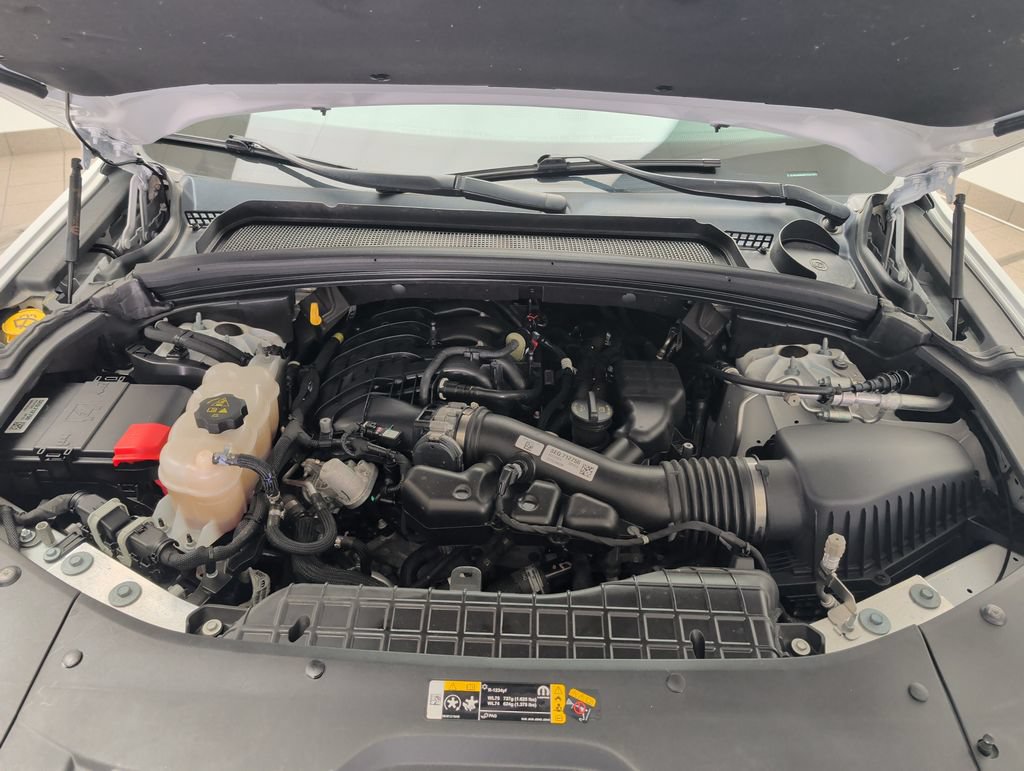 Used 2023 Jeep Grand Cherokee Limited AWD/4WD image 25