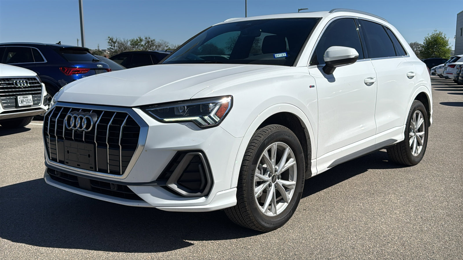 Used 2025 Audi Q3 2.0T Premium Plus w/ Premium Plus Package image 3