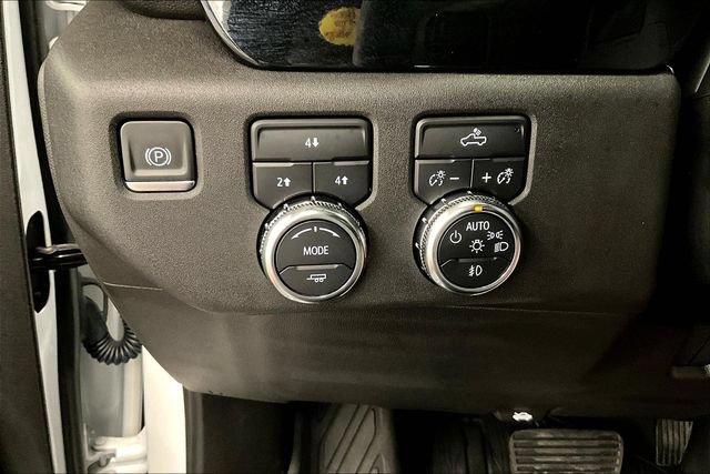 Used 2024 GMC Sierra 3500 SLE w/ SLE Convenience Package AWD/4WD image 37