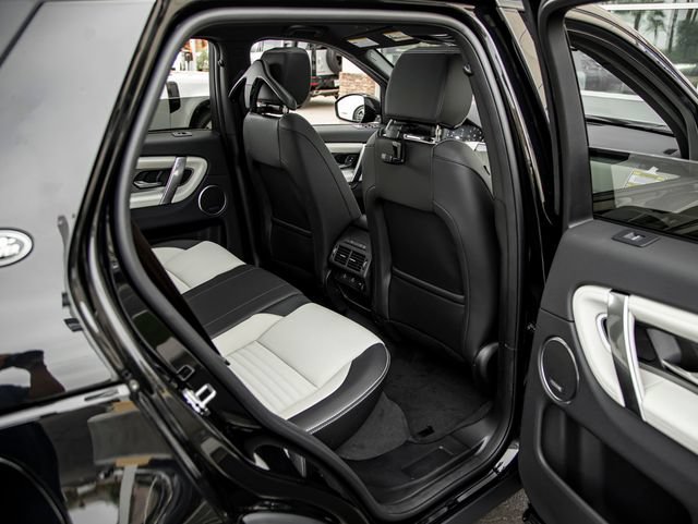 New 2026 Land Rover Discovery Sport Landmark AWD/4WD image 32