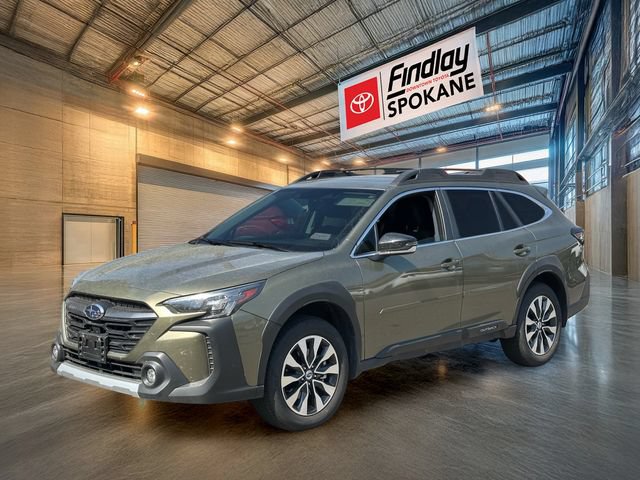 Used 2025 Subaru Outback Limited AWD/4WD image 1