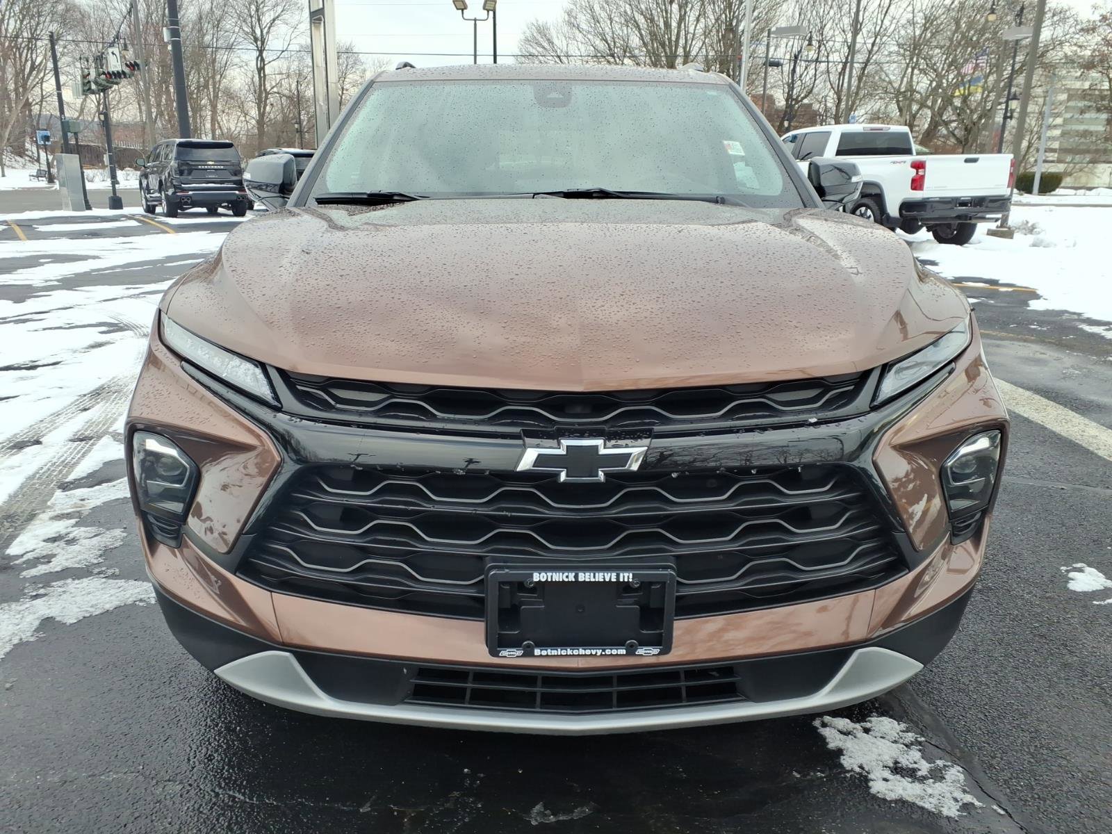 Used 2024 Chevrolet Blazer LT w/ Midnight/Sport Edition image 8