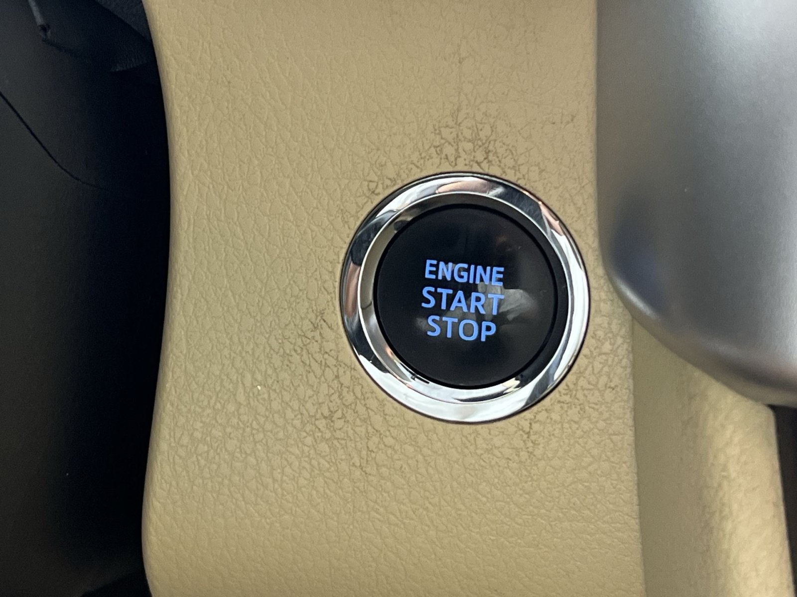 Used 2014 Toyota Highlander Limited AWD/4WD image 37