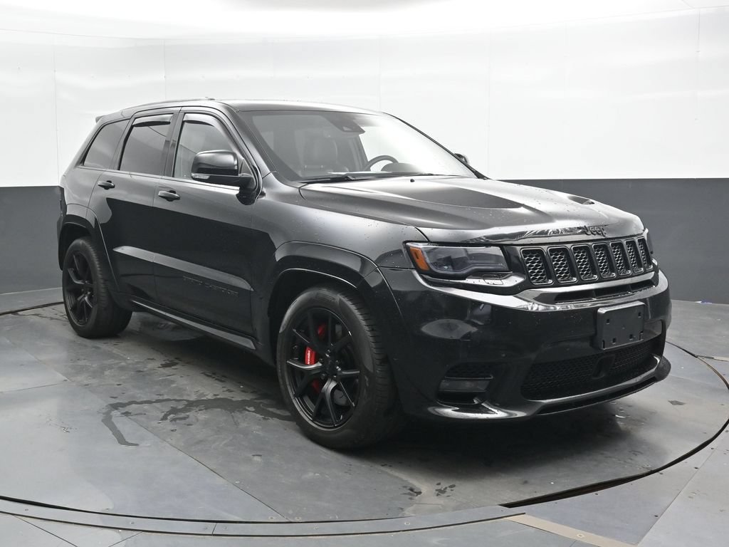 Used 2020 Jeep Grand Cherokee SRT w/ Trailer Tow Group IV AWD/4WD image 4