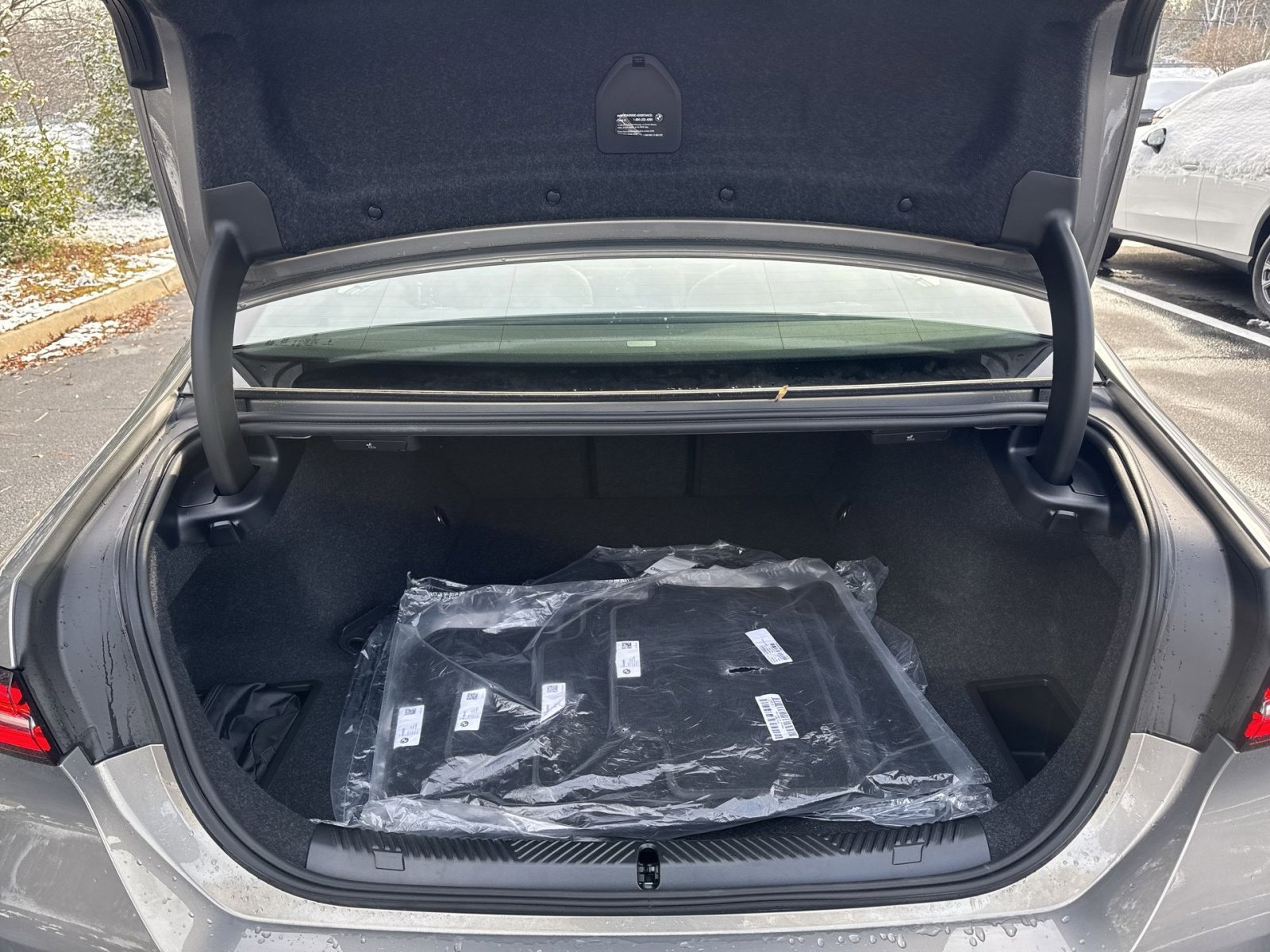 New 2026 BMW i5 eDrive40 image 28