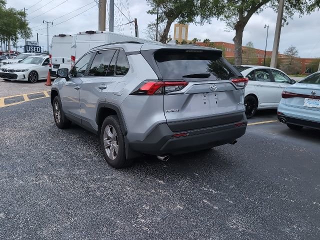 Used 2025 Toyota RAV4 XLE w/ Convenience Package image 4