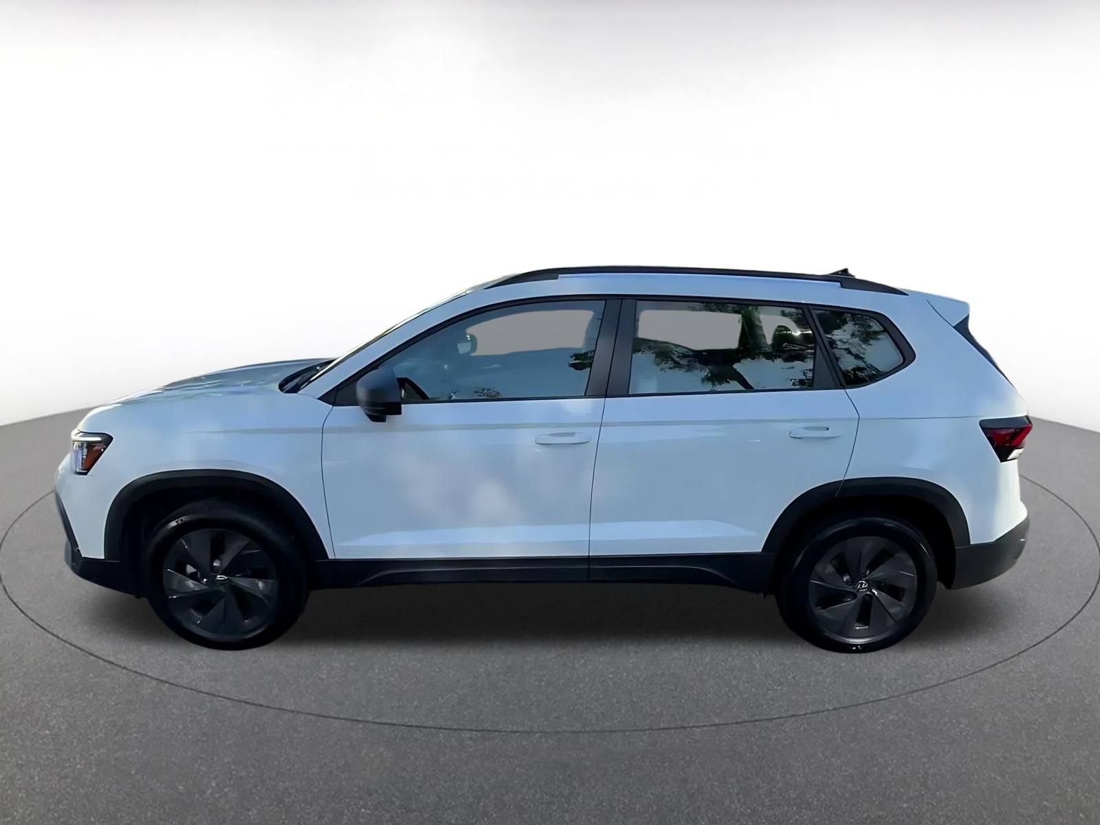 Used 2026 Volkswagen Taos S FWD image 8