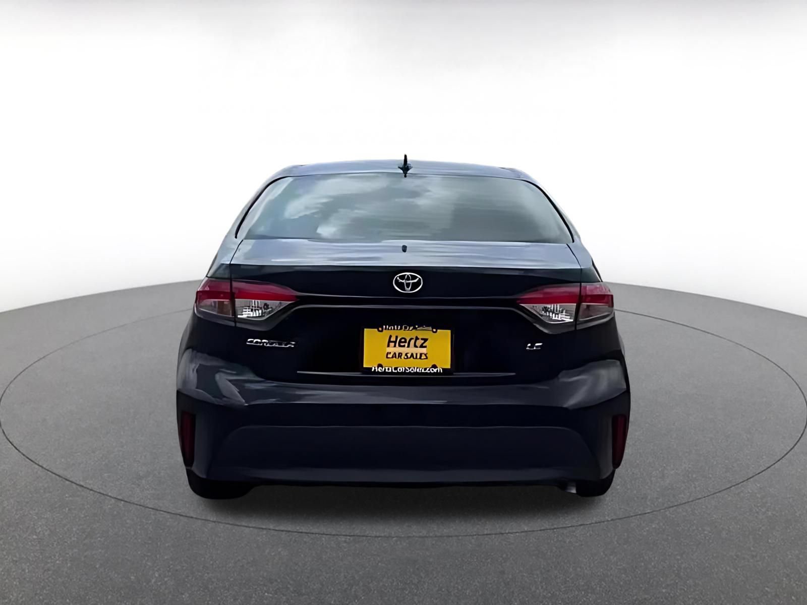 Used 2025 Toyota Corolla LE FWD image 6