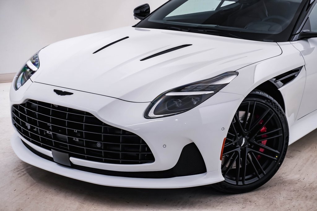 New 2025 Aston Martin DB12 Coupe image 4