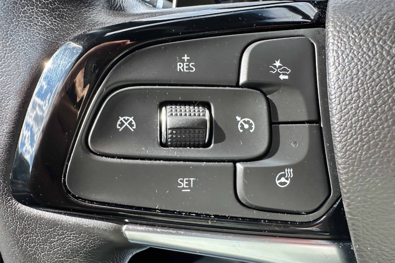 Used 2024 Buick Enclave Premium image 21