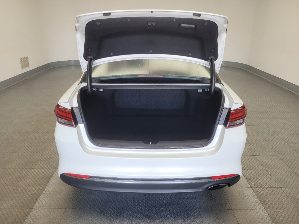 Used 2017 Kia Optima LX w/ Value Package image 29