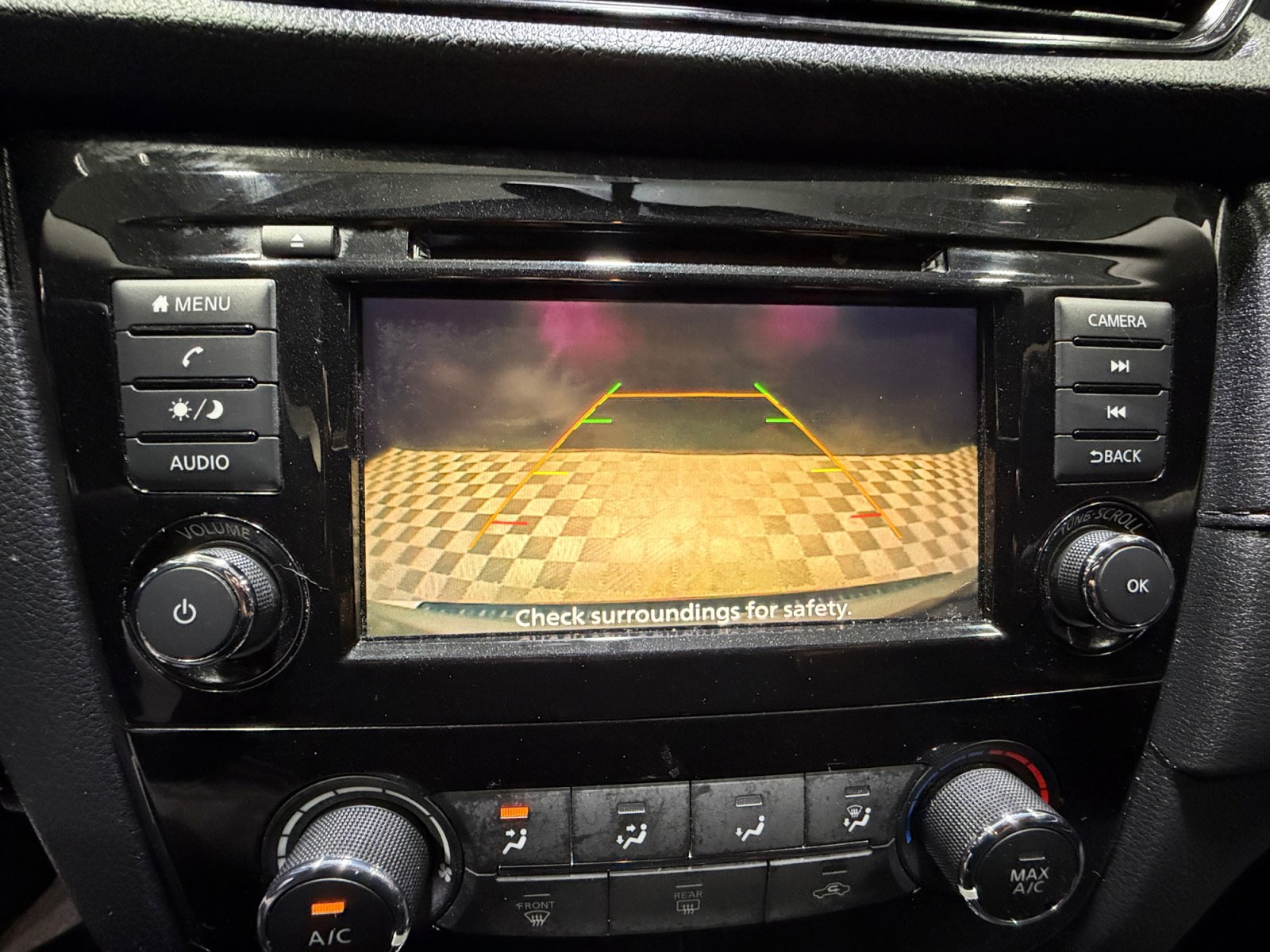 Used 2018 Nissan Rogue S FWD image 29