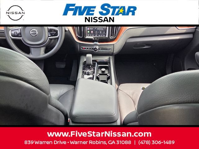 Used 2024 Volvo XC60 B5 Plus w/ Protection Package Premier AWD/4WD image 8