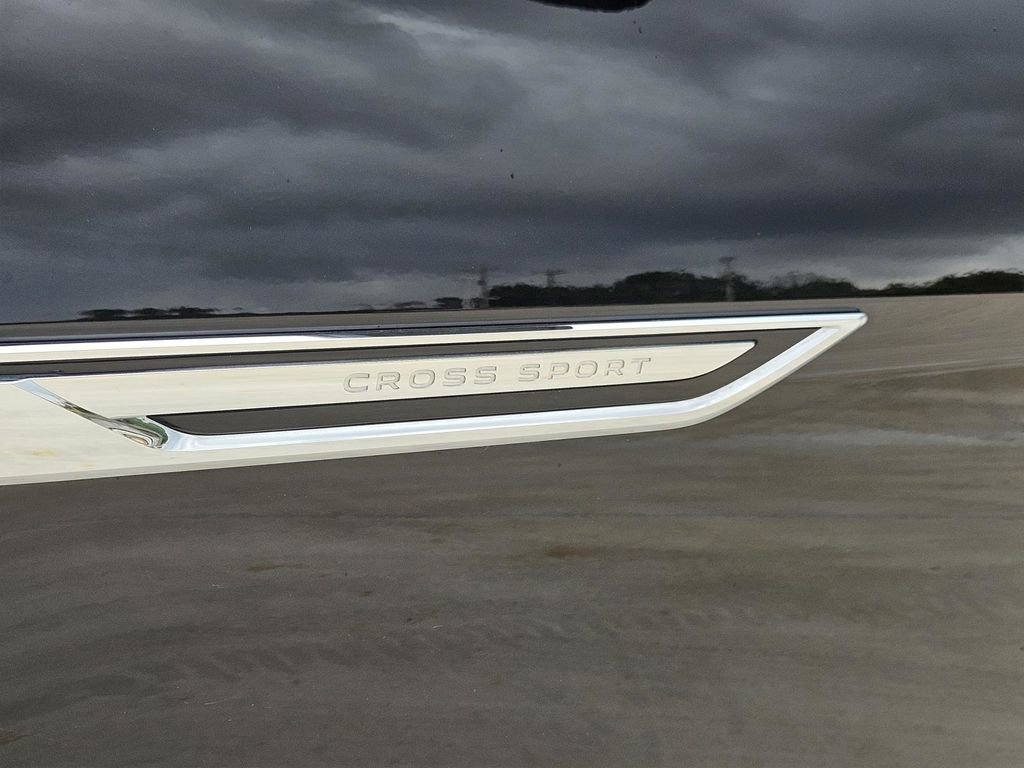 Used 2024 Volkswagen Atlas Cross Sport SEL Premium R-Line image 35