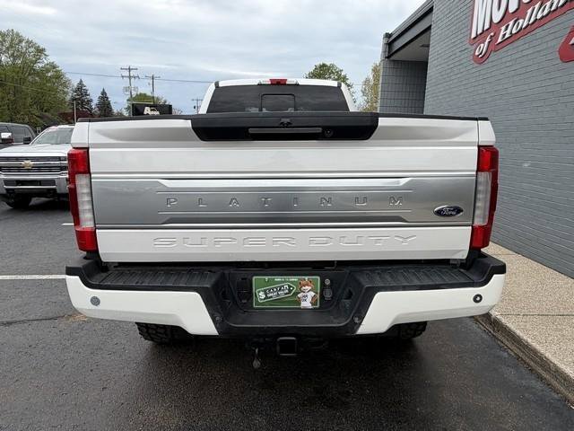 Used 2019 Ford F250 Platinum w/ Platinum Ultimate Package AWD/4WD image 5