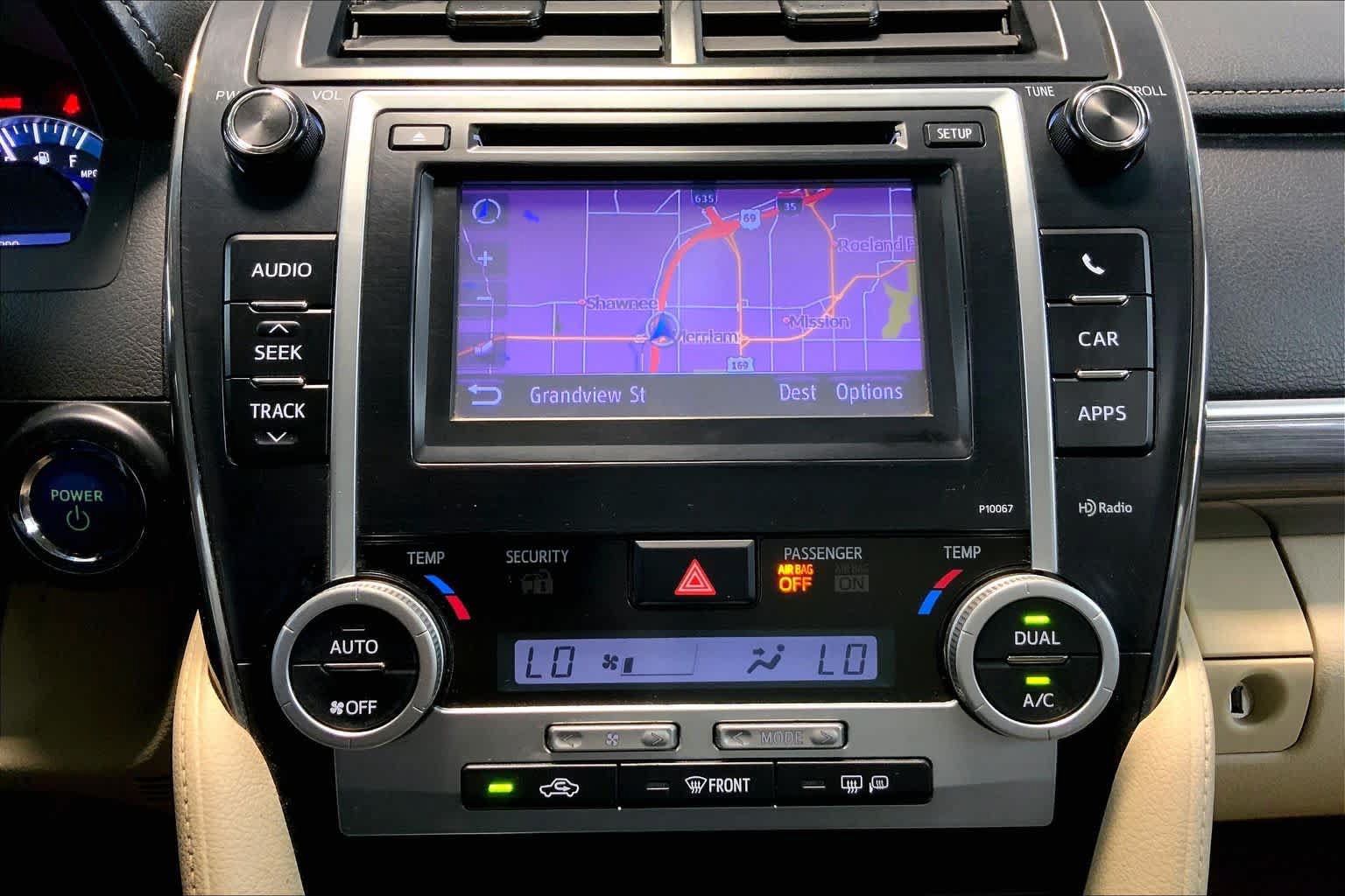 Used 2012 Toyota Camry XLE w/ Leather Pkg FWD image 35