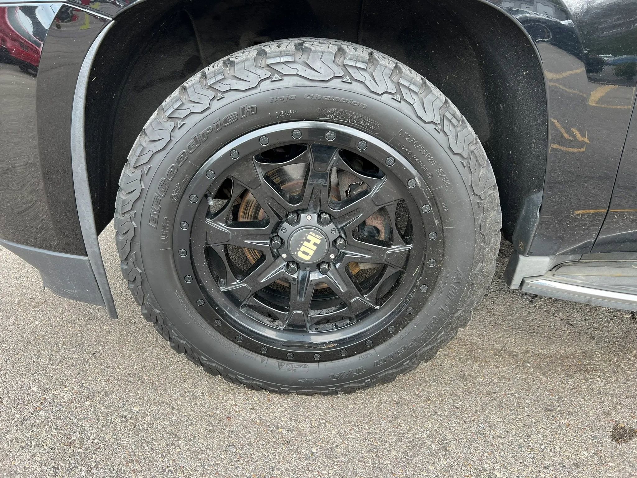 Used 2015 Cadillac Escalade Luxury image 9