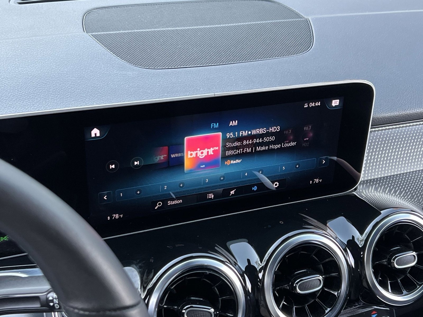 Certified 2021 Mercedes-Benz GLB 250 4MATIC image 16