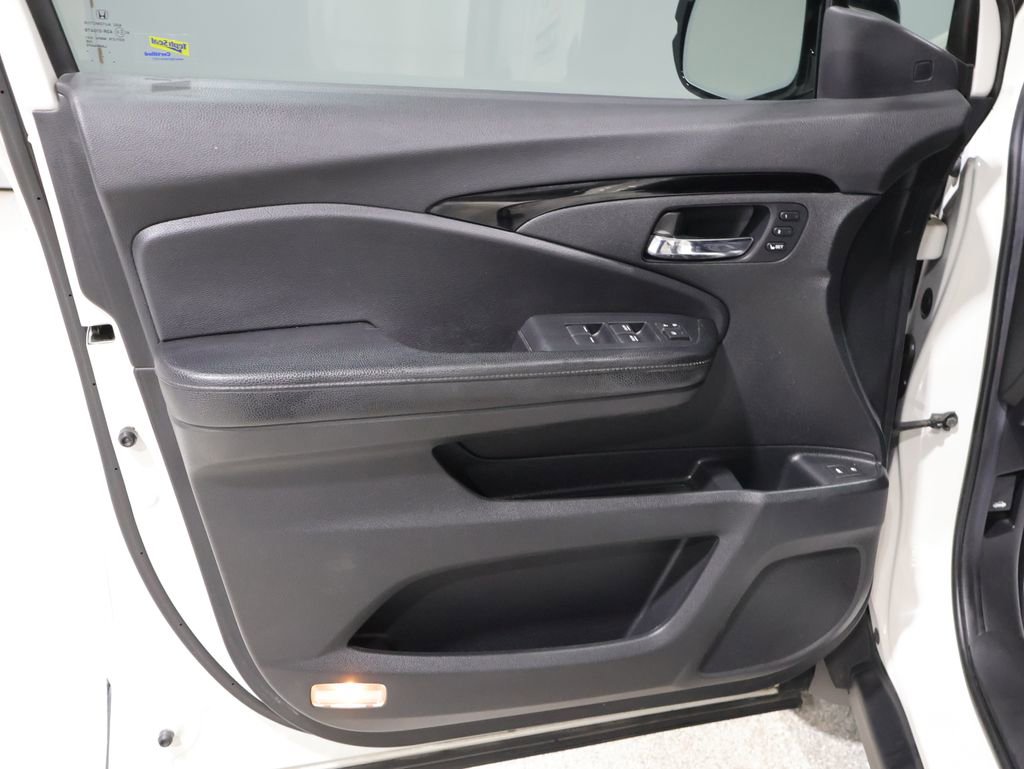 Used 2019 Honda Passport Elite image 13