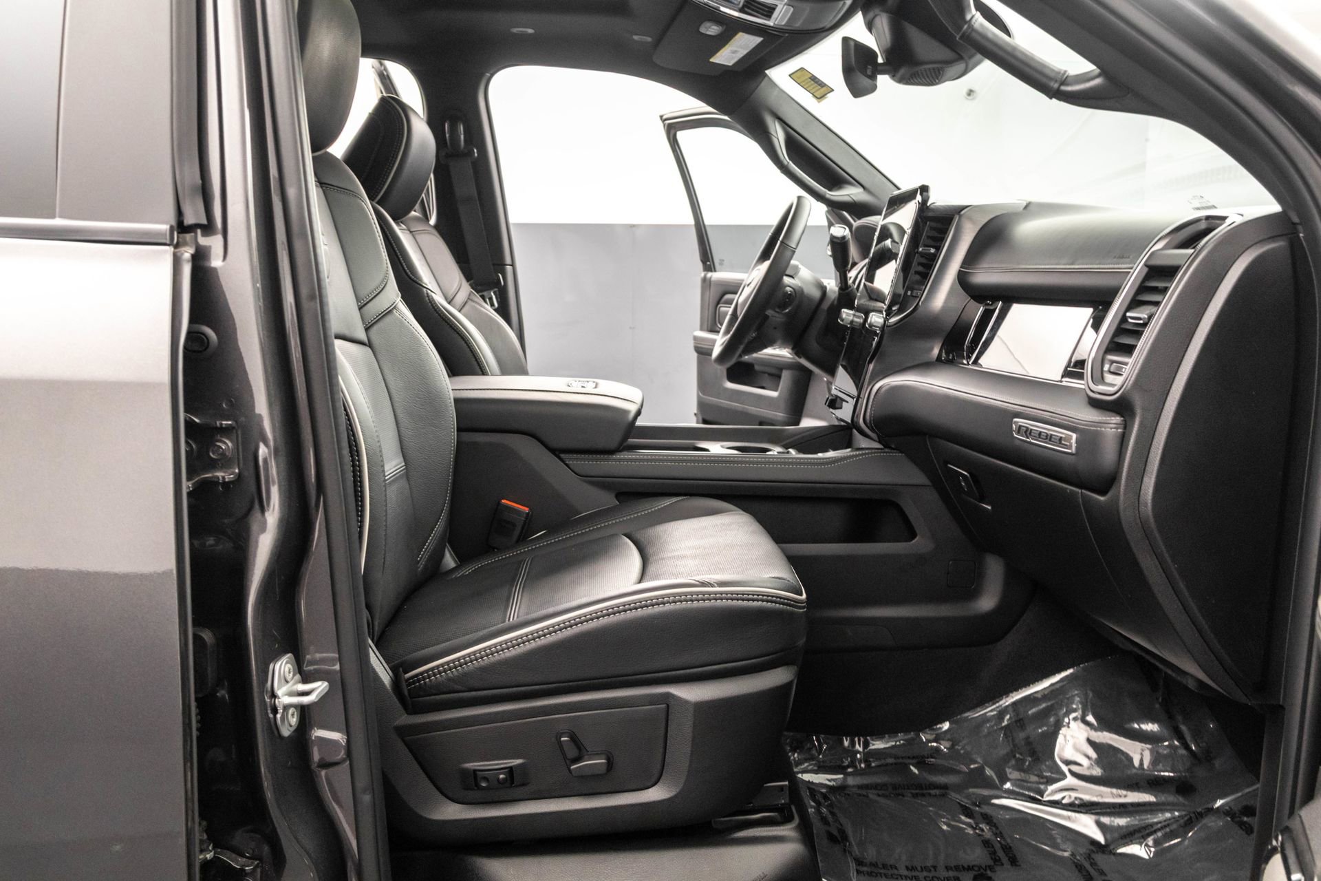 Used 2025 RAM 2500 Rebel w/ Rebel Level 2 Equipment Group image 43