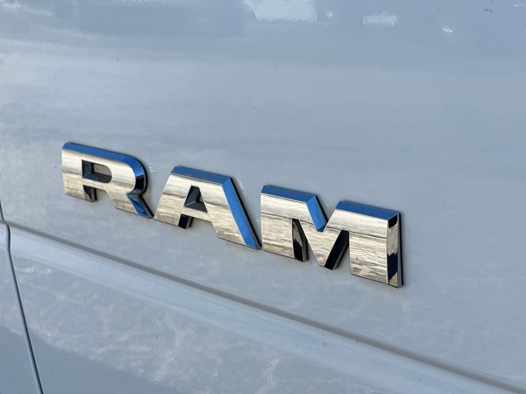 Used 2019 RAM 2500 Big Horn image 27