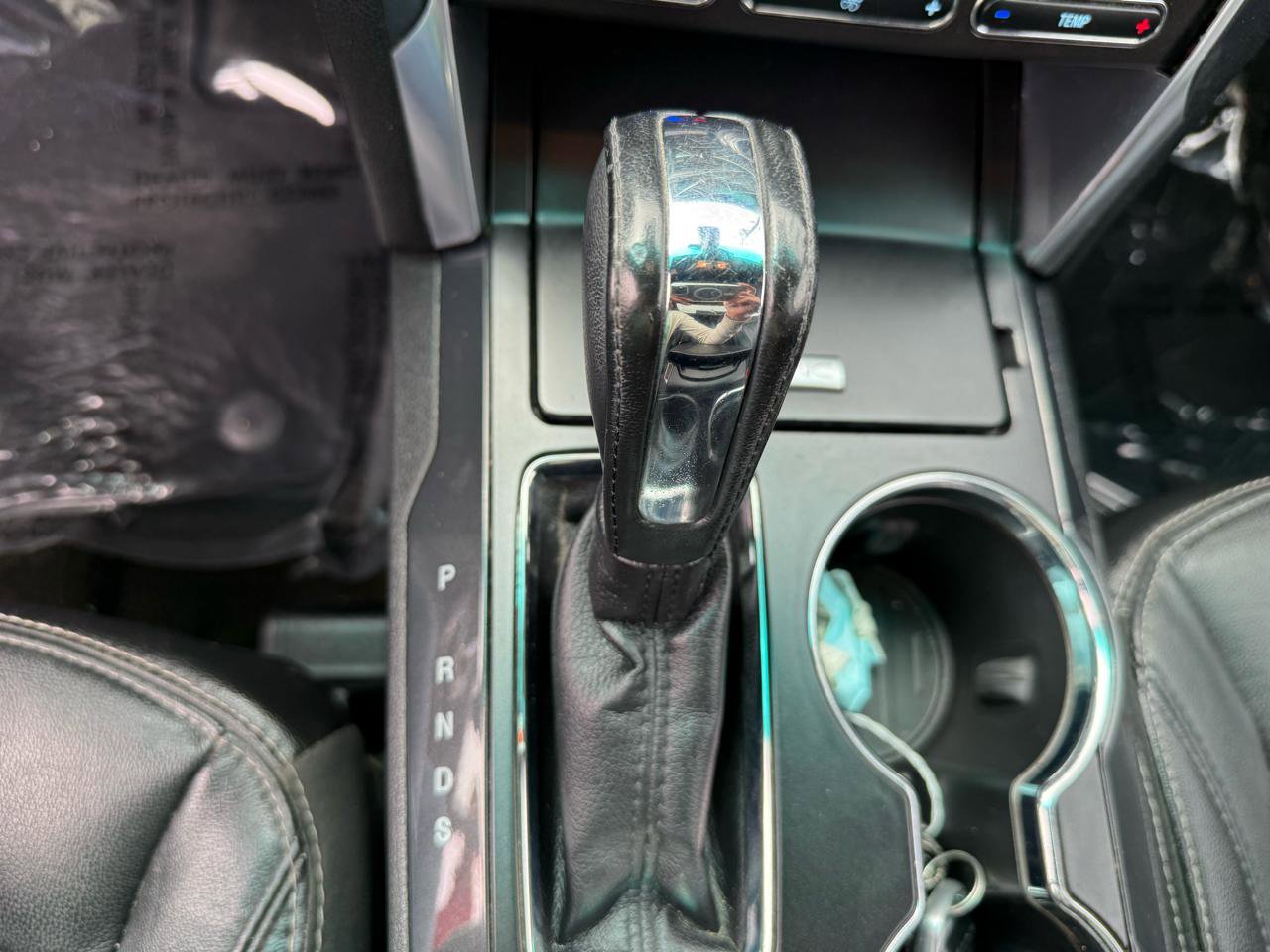 Used 2017 Ford Explorer Limited w/ Equipment Group 301A FWD image 18