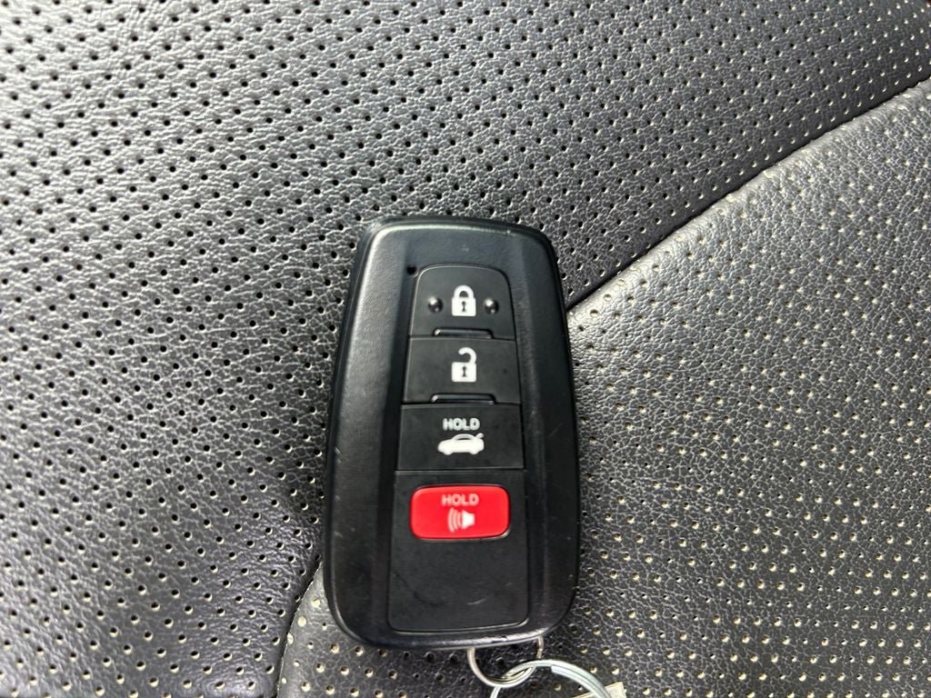 Used 2022 Toyota Camry XSE w/ Navigation Package FWD image 33