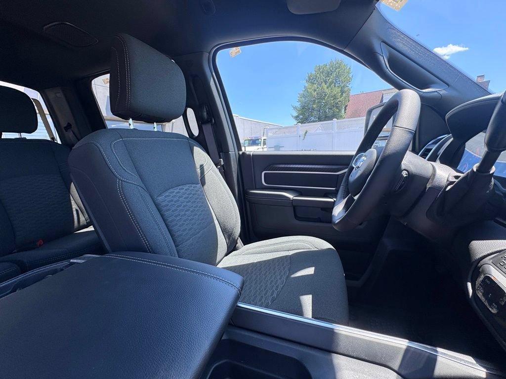 New 2026 RAM 2500 Big Horn AWD/4WD image 19