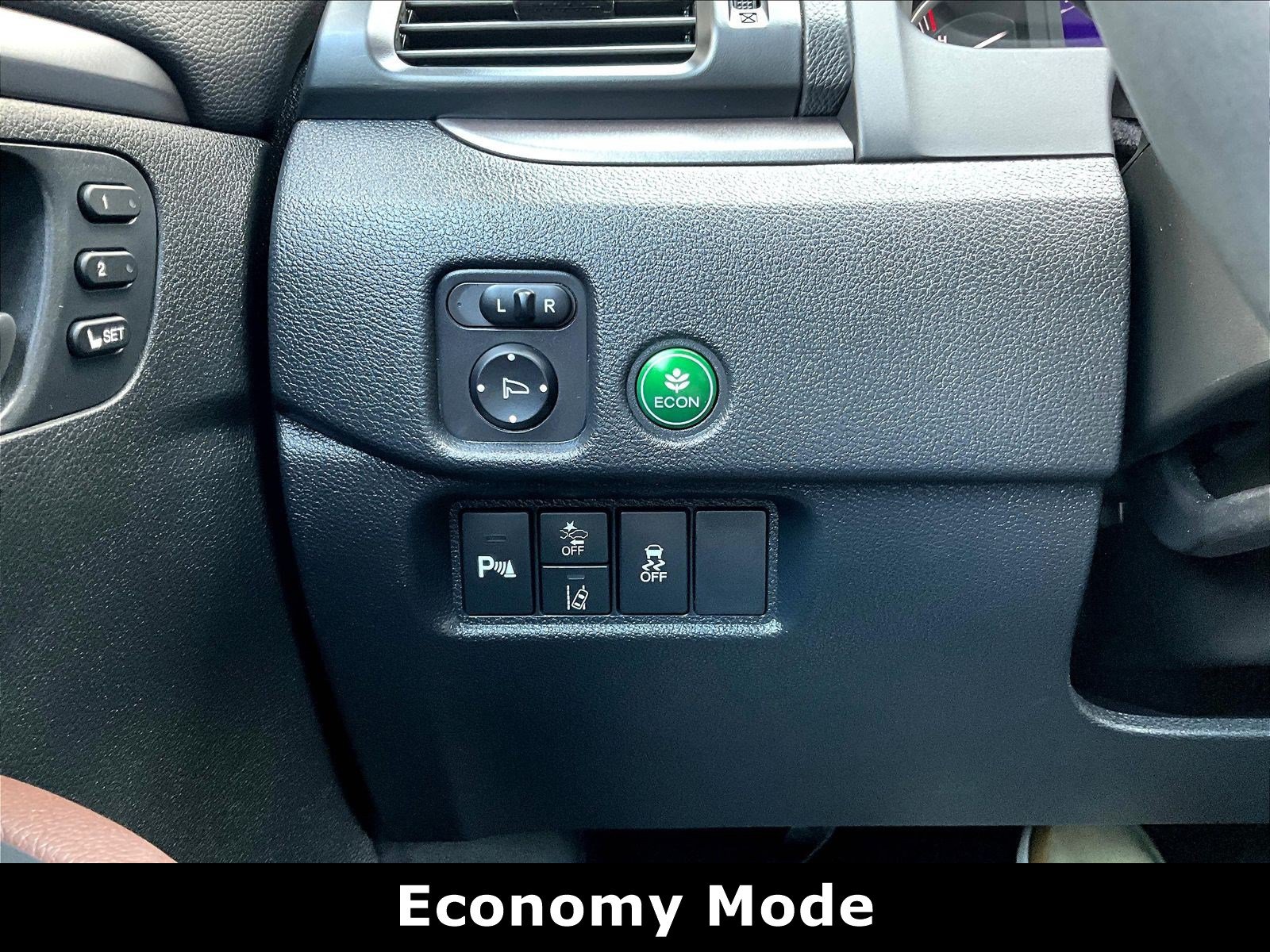 Used 2025 Honda Passport EX-L image 35