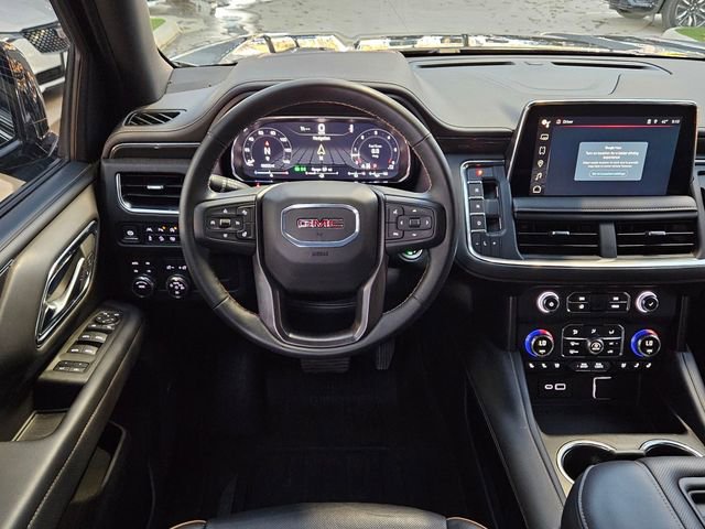Used 2024 GMC Yukon AT4 w/ Technology Package image 10