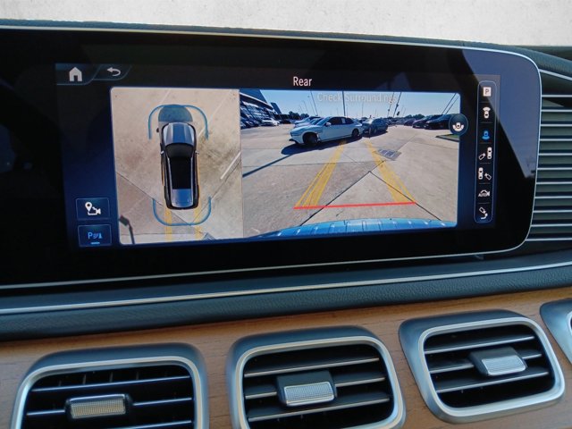 Used 2024 Mercedes-Benz GLS 450 4MATIC image 14