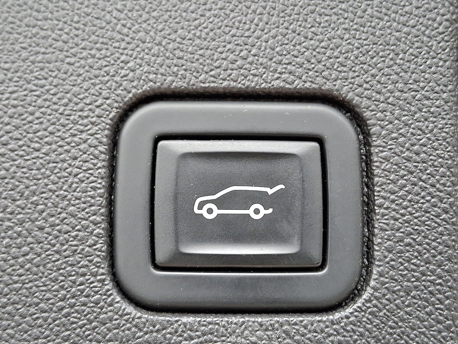 Certified 2022 Chevrolet Equinox RS w/ RS Leather Package image 31