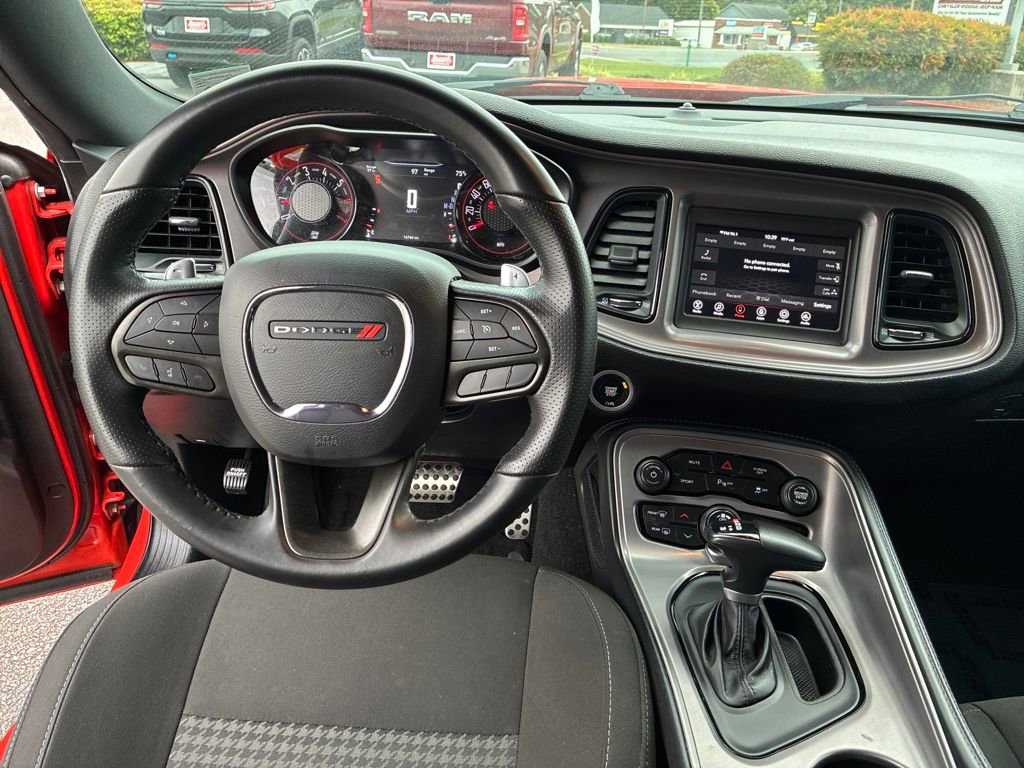 Used 2023 Dodge Challenger R/T w/ Blacktop Package image 13