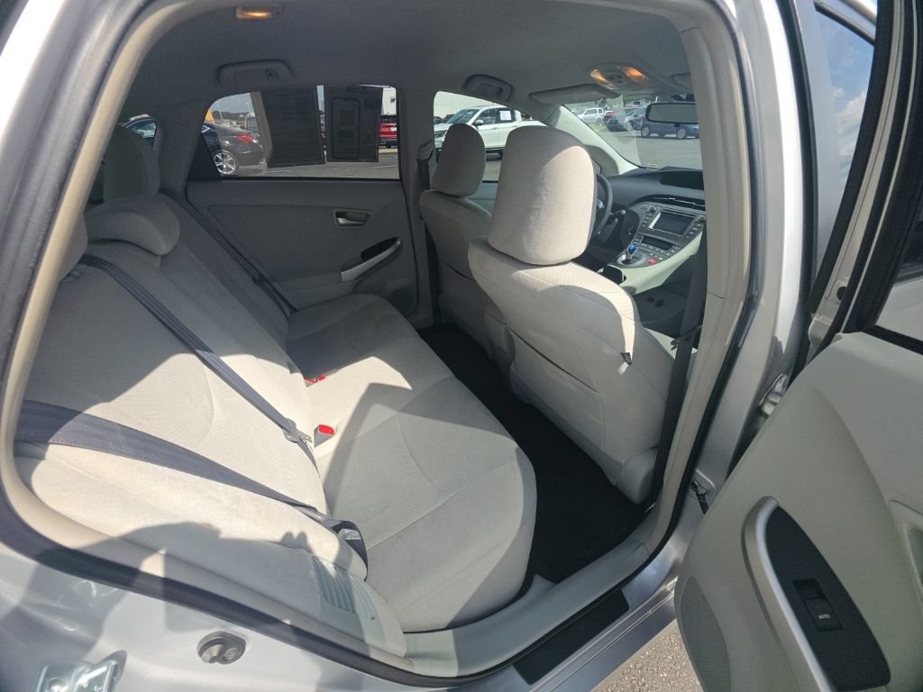 Used 2015 Toyota Prius Three FWD image 31