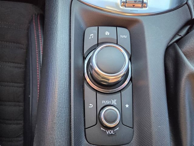 Used 2018 FIAT 124 Spider Abarth image 28