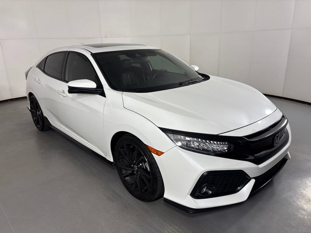 Used 2018 Honda Civic Sport Touring image 2