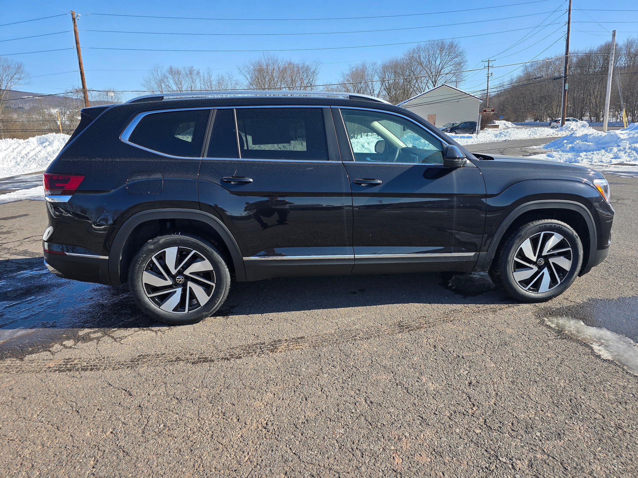 New 2026 Volkswagen Atlas SEL AWD/4WD image 8