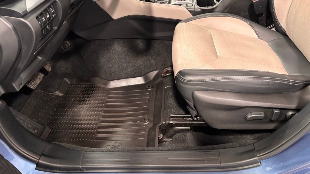 Used 2020 Subaru Forester Limited w/ Popular Package #3 image 11