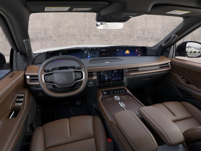 New 2026 Lincoln Navigator Reserve AWD/4WD image 9