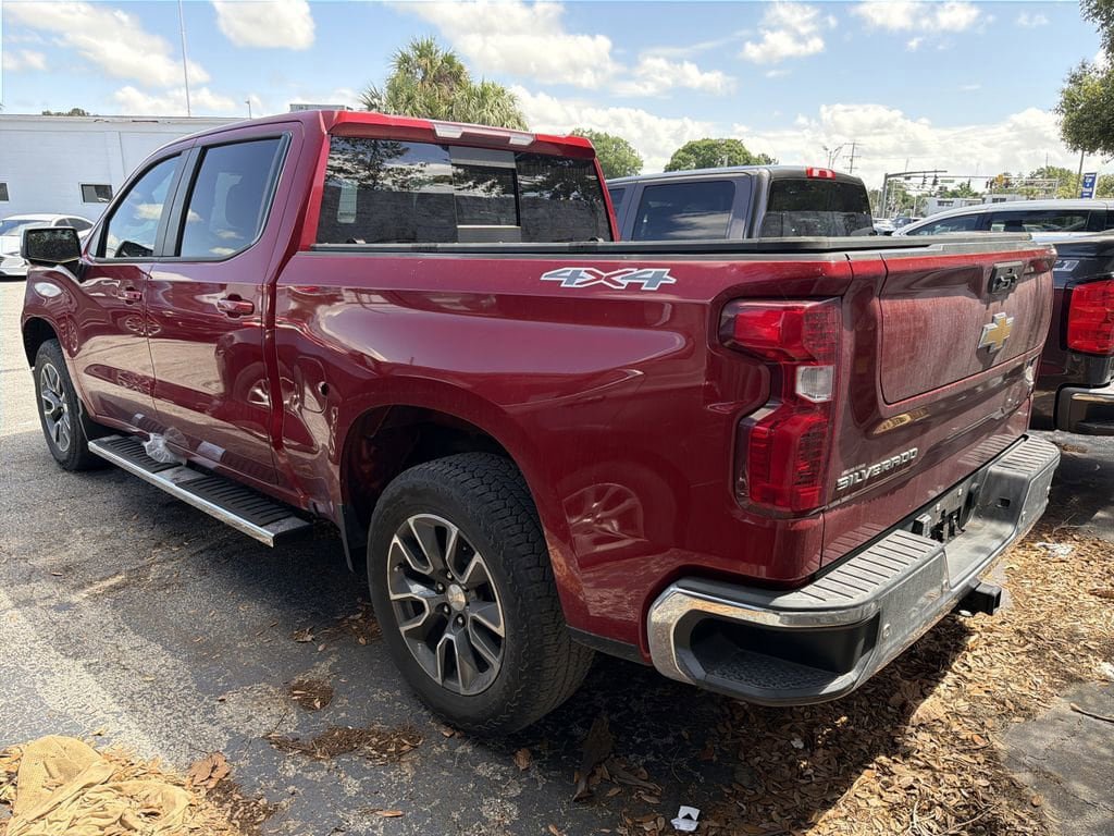 Certified 2022 Chevrolet Silverado 1500 LT w/ All Star Edition Plus AWD/4WD image 7
